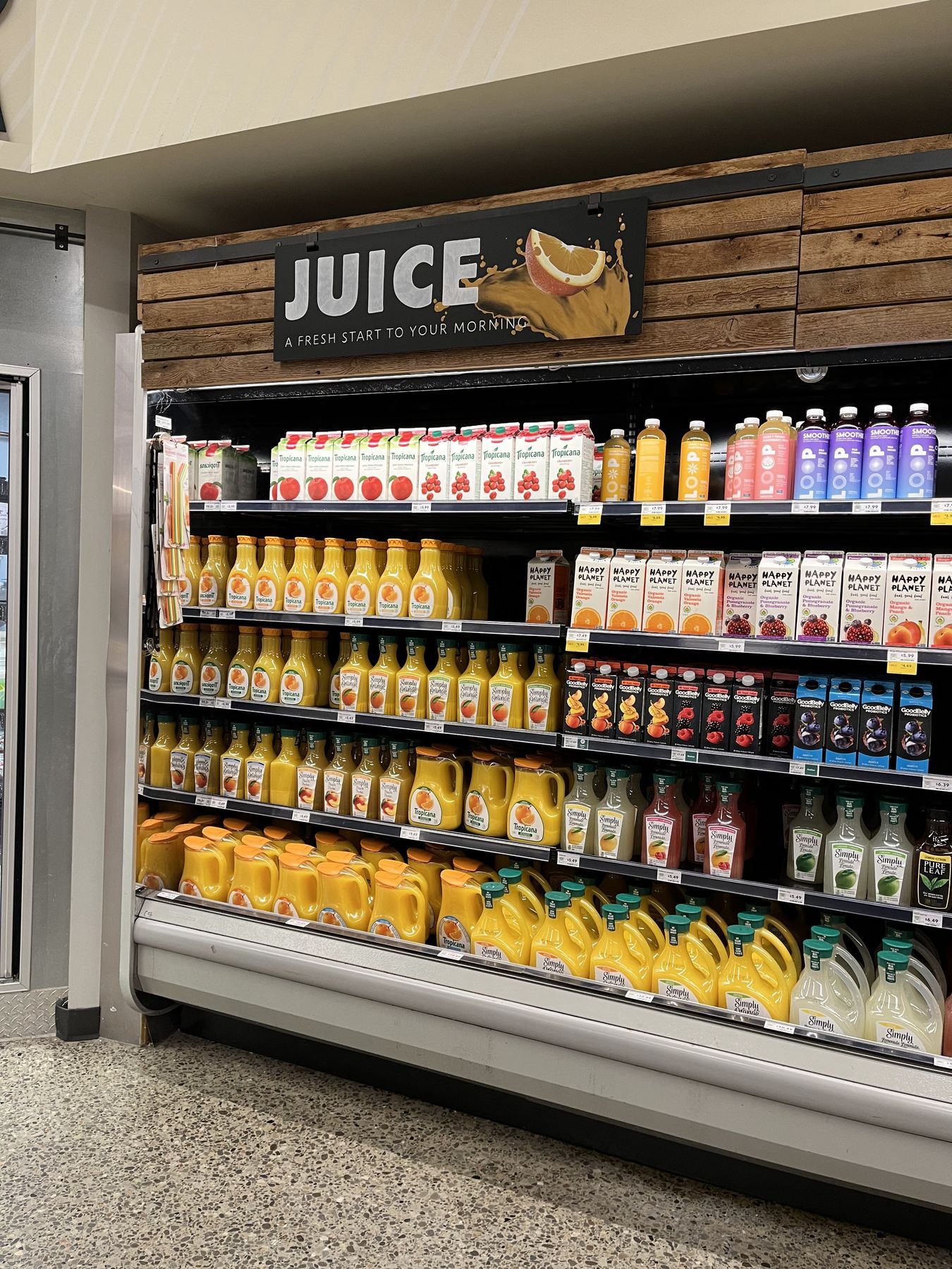 Hand-lettered chalkboard and retail signage